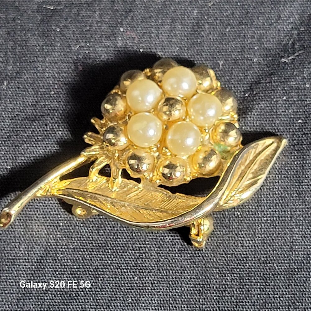 Vintage Gold Tone Flower Brooch with Faux Pearl Cluster  Lapel Pin Mid Century